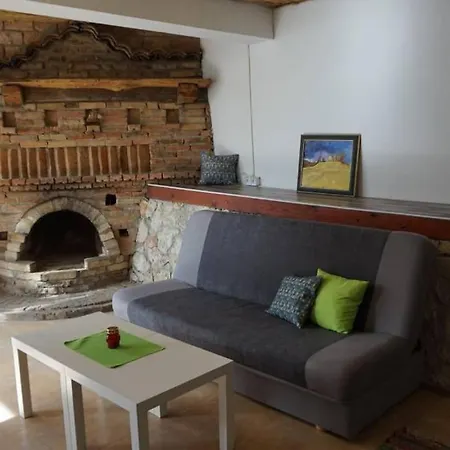 Nyaraló Forest House *